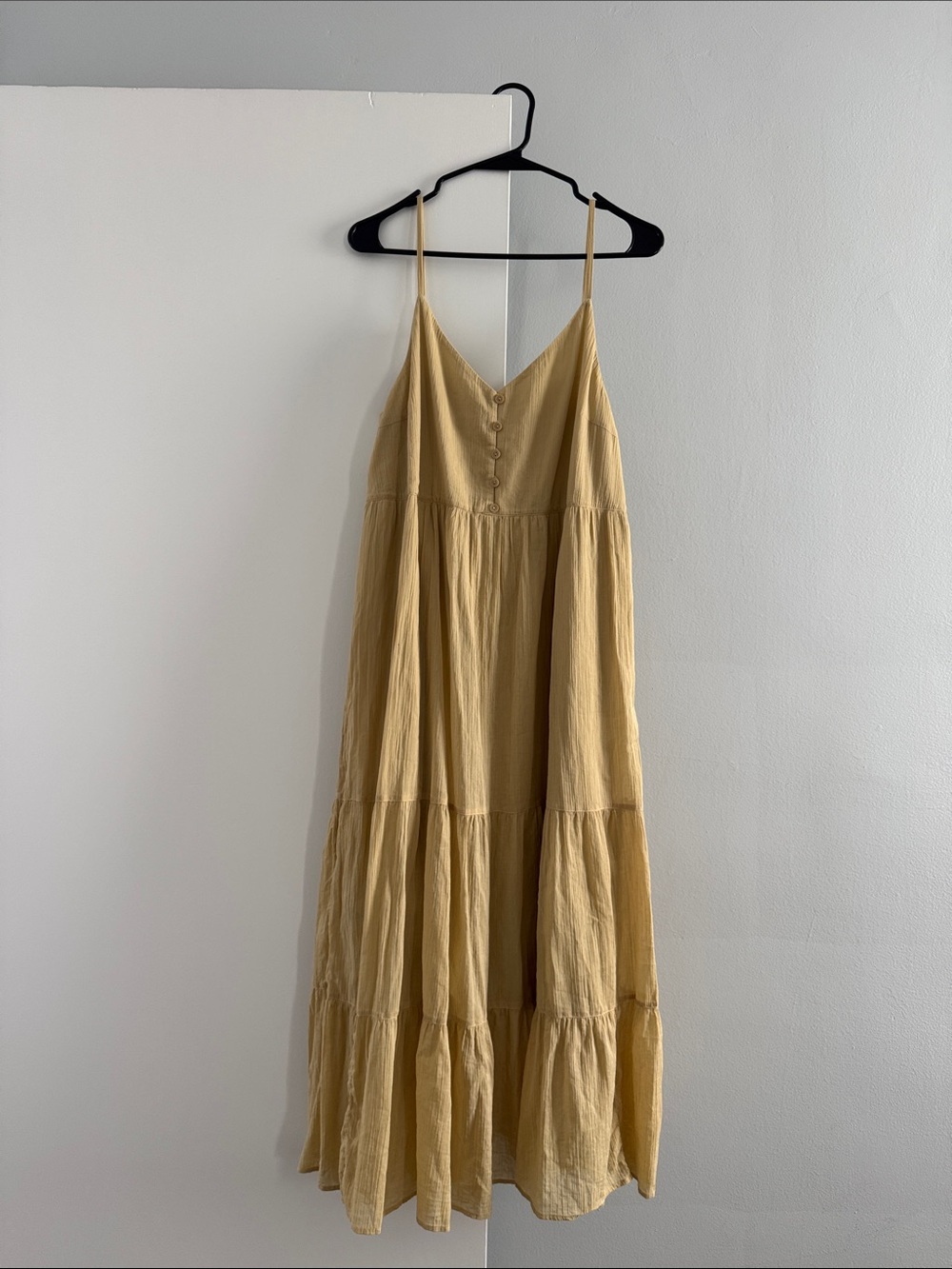 Uniqlo Crinkle Cotton Camisole Dress in 31 Beige